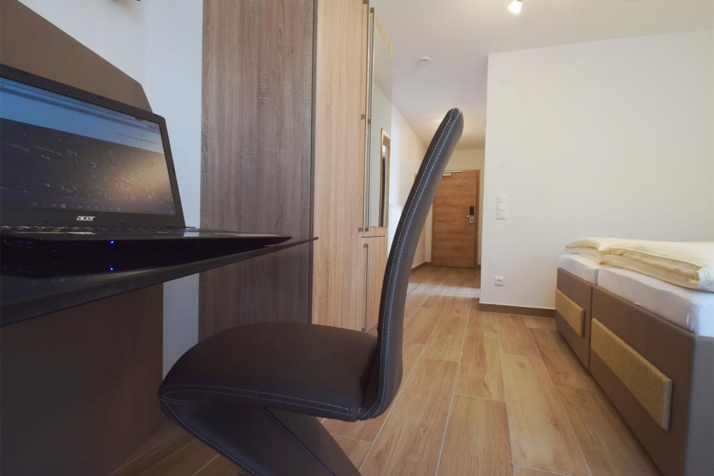 Aparthotel Donaustern Asbach-Bäumenheim Eksteriør bilde